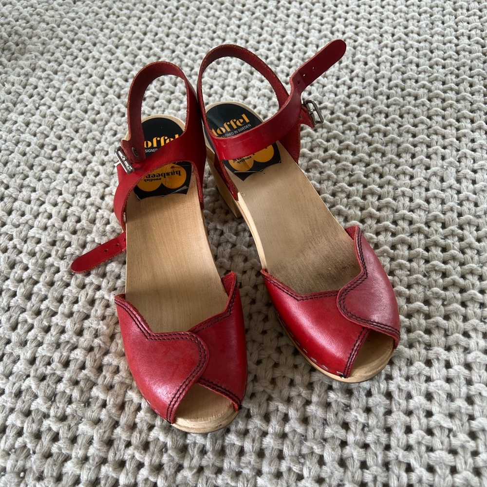 Swedish Hasbeens size 38